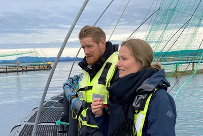 Grieg Seafood bytter ut fossil plast med resirkulert plast i Rogaland