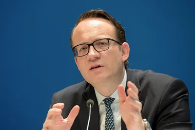 RWE CEO says US offshore wind 'stopped', spells out terms for new renewable investments