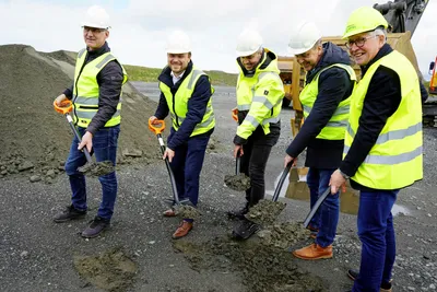 I dag starter byggingen av Salmon Evolutions landbaserte anlegg