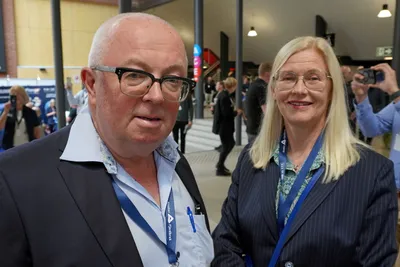 Oppdretter Gerhard Meidel Alsaker er på AquaNor-messen «for å treffe folk og prate skit»