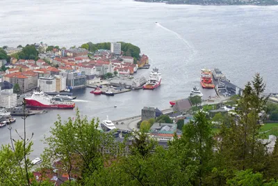 Flere storbyer ber om utsettelse av høringen for grunnrenteskatt