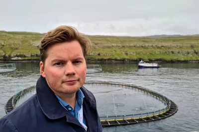 Maneter senker aksjekurser