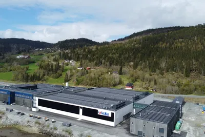 Salmar bygget en løsning på taket. Flere selskap har gjort det samme