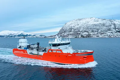 Nylig overlevert brønnbåt skal frakte laks for Ellingsen Seafood: – Fin gave på nyåret