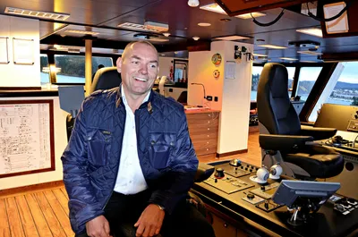 Brønnbåtreder vurderer flere investeringer i landbasert lakseproduksjon