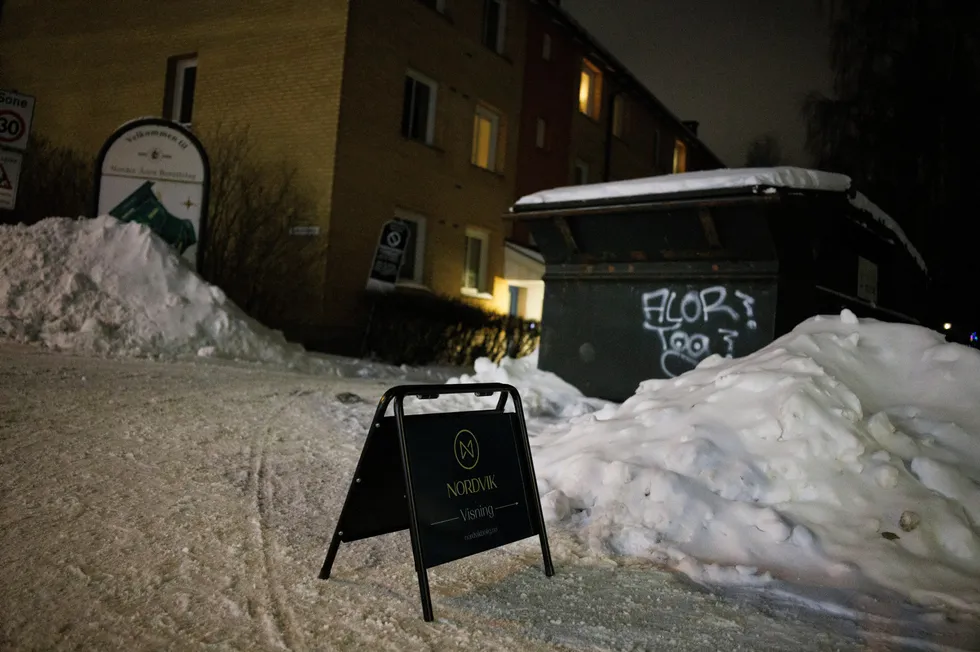 Foreldrenes formue er viktig ikke bare for at barna skal seg komme inn på boligmarkedet, men også for hvor stor og belånt boligeksponering barna har, skriver forskerne.