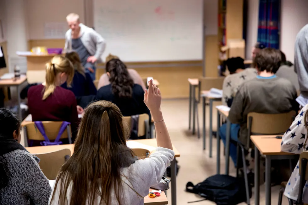 Toppoppslaget i NRK Dagsnytt mandag morgen var nyheten om at rapporten om radikal nedgang i fraværet i videregående skole kanskje ikke stemmer likevel. Foto: Aleksander Nordahl