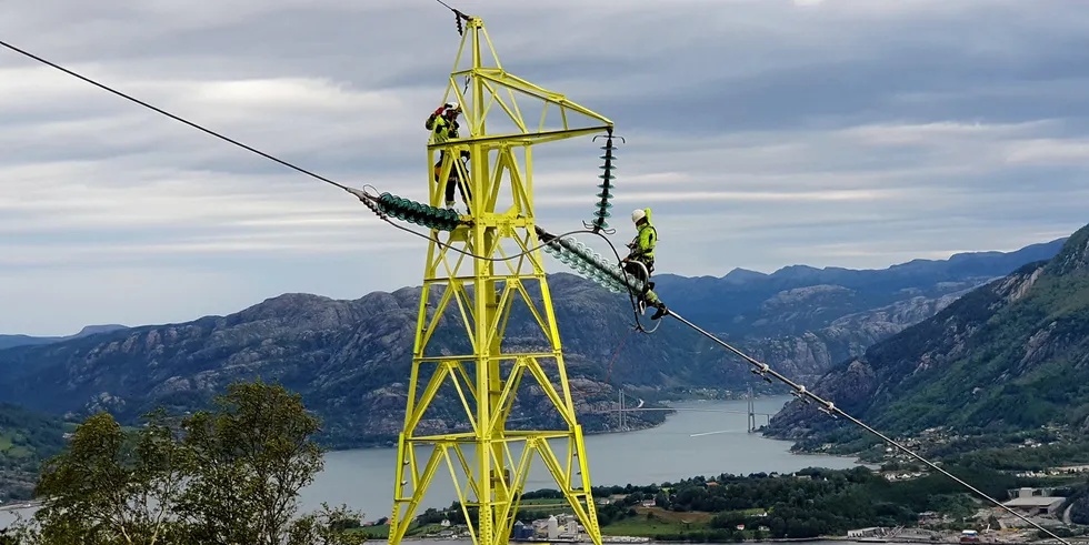 Høyere pris på kontinentet og vedvarende flaskehalser på forbindelsene til områdene rundt Sørlandet, økte prisforskjellen mellom dette prisområdet og resten av landet forrige uke.
