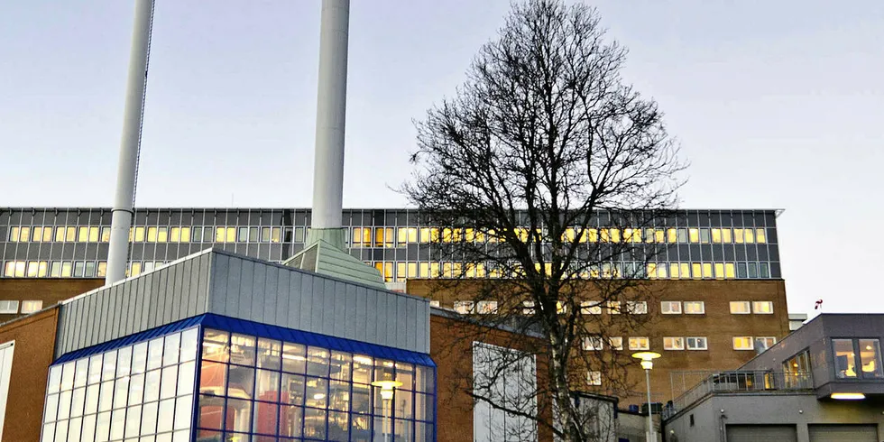 MOTSTAND: Kvitebjørn Varmes ombygging av anlegget i Breivika møter motstand ved Universitetssykehuset i Nord-Norge. Søknaden om konsesjonsendring vil være ferdig behandlet hos NVE i løpet av august.