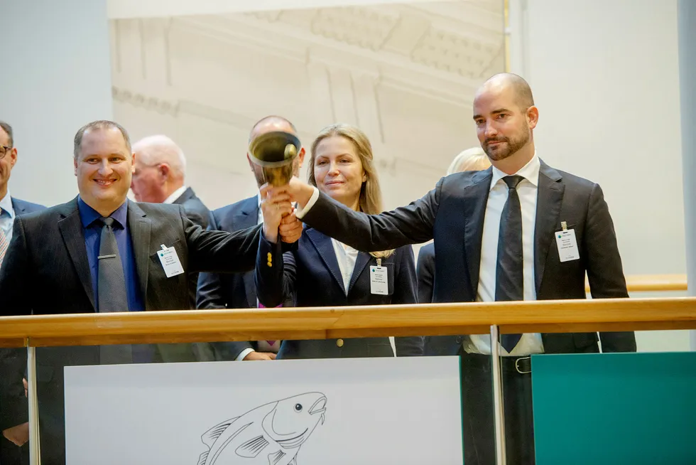 Produksjonsdirektør Rune Eriksen, administrerende direktør Hilde R. Storhaug og styreleder Christian Riber i Norcod, som ble notert på Merkur Markets torsdag forrige uke.