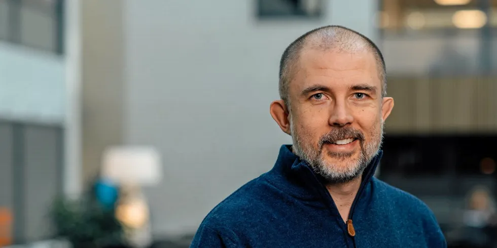 Elhub-sjef Sigbjørn Høgne bekrefter at vi har spart på strømmen i fjor. Den største forbruksnedgangen er der strømprisen har vært høyest.