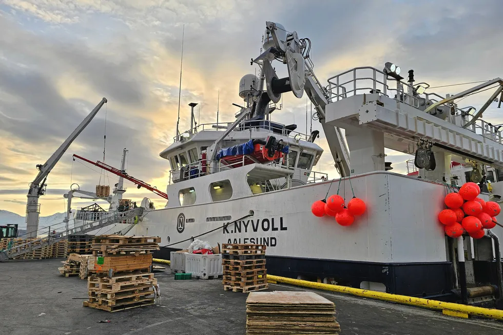 Snøkrabberederiet LHN Fiskeri med båten «K. Nyvoll» på 53,2 meter, fikk ny snøkrabbetillatelse etter klage. Her ved fryseterminalen i Tromsø i fjor.