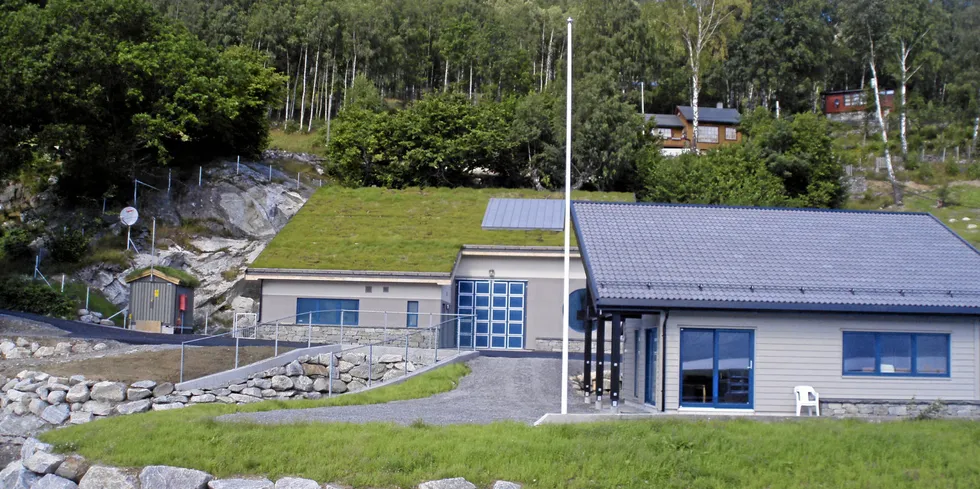 Måren kraftverk er ett av 46 småkraftverk som BKK Enotek skal vedlikeholde for Småkraft AS.
