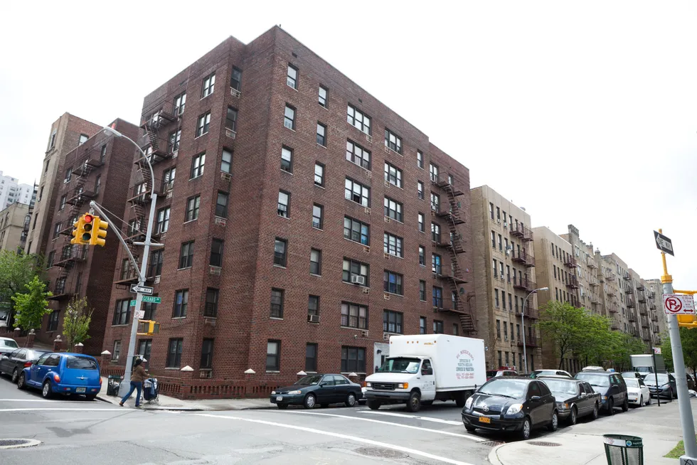 En ny studie som tar for seg virkningene av regulering av leiemarkedet i New York City, peker mot at ulempene mer enn oppveies av de positive virkningene av reguleringene. Bildet er fra bydelen Bronx.