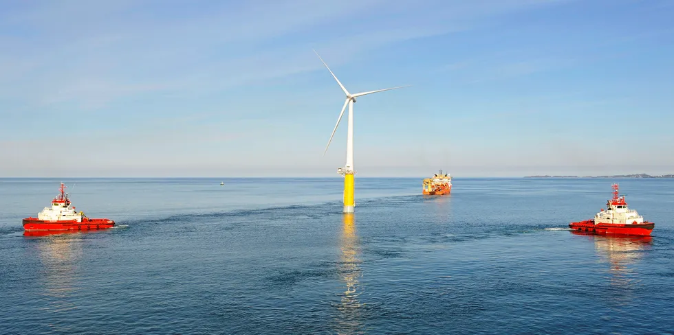 Ikke langt unna Hywind skal Stiesdal Offshore Technologies teste sitt nye design.