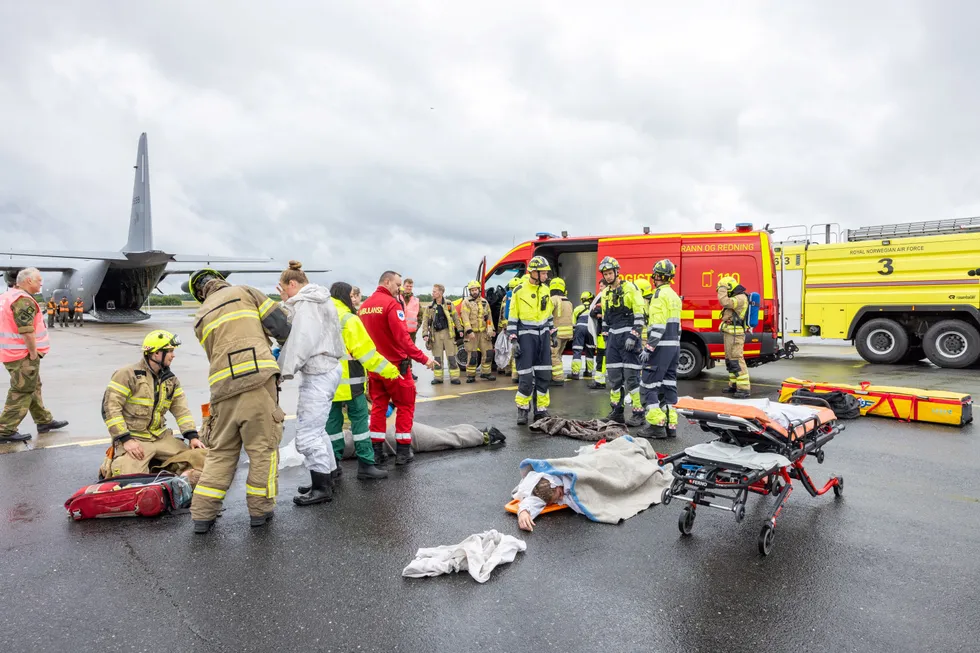 Vår evne til å ivareta humanitære behov i krig må ikke være vår største svakhet, skriver kronikkforfatterne. Her fra en øvelse i Sivilforsvaret.