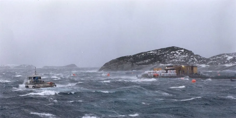 Uvær: Nina som raste over Sør-Norge i helgen har gjort skader på flere lakseanlegg. Ill.foto.