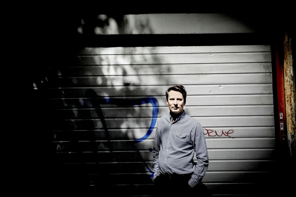 Daniel Ras-Vidal i Abelia sier uklare intensjoner bidrar til konflikter og skepsis mellom start-ups og storbedrifter, som egentlig er avhengige av hverandre. Foto: Linda Næsfeldt