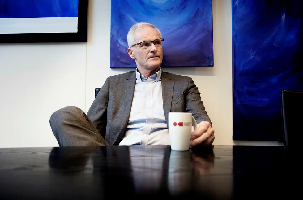 Direktør Lars Sørgard i Konkurransetilsynet mener dab-omleggingen har gitt NRK, P4 og Radio Norge anledning til å kjøpe seg fri fra konkurranse. Foto: Marit Hommedal/NTB Scanpix