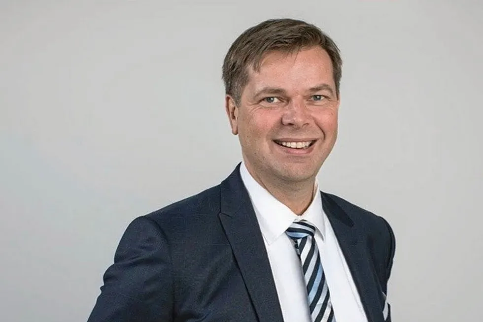 – Med min bakgrunn kan jeg brukes til mye forskjellig, sier Lorents Hansen til Europower.