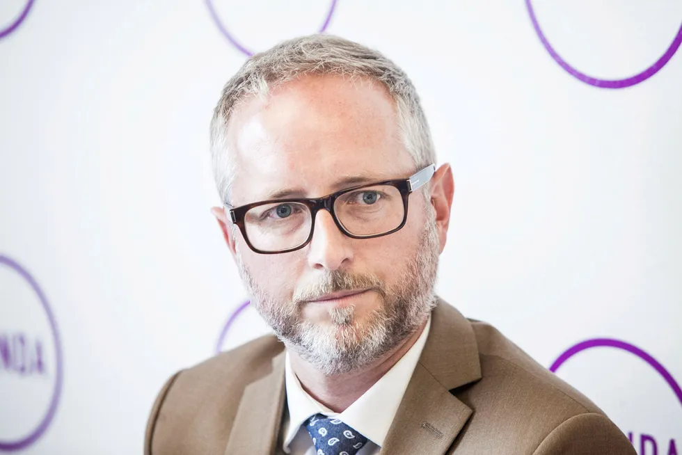 SV-topp Bård Vegar Solhjell får et budsjett på 17 milliarder å forvalte neste år.