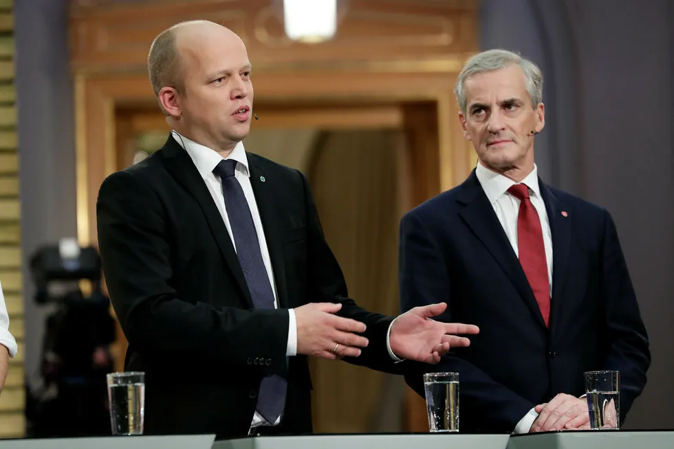 Trygve Slagsvold Vedum (Sp) og Jonas Gahr Støre (Ap) (t.h.) fotografert sammen i 2017. Foto: Berit Roald / NTB scanpix.