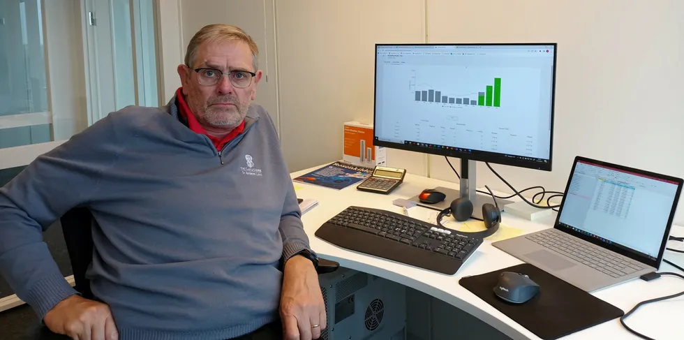 Daglig leder Helge Håland i Strømradar trormange bedrifter har fått øynene opp for å sikre strømprisen etter at næringsminister Jan Christian Vestre «lanserte» fastpris på fysiske leveranser av strøm.