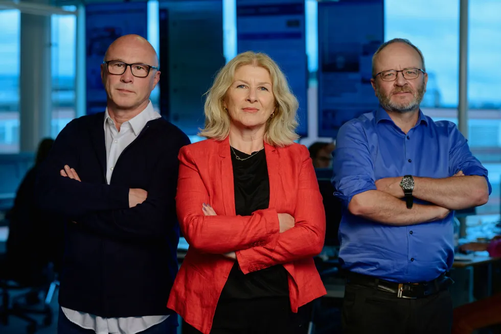 Finansredaktør Terje Erikstad, kommentator Anita Hoemsnes og børskommentator i DN Thor Chr. Jensen er verter i podkasten Finansredaksjonen.