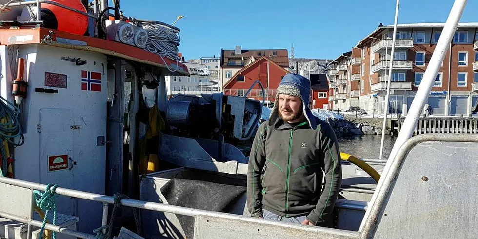 FORNØYD: Om bord på Rogaland-registrerte «Rottfisk» sier reder Alexander Gjøse seg godt fornøyd med årets sei- og torskefiske i nord.Foto: Jon Eirik Olsen