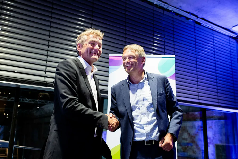Get og TDC-sjef Gunnar Evensen (til venstre) og administrerende direktør Abraham Foss i Telia Norge under pressekonferansen på Doga i Oslo tirsdag – den samme dagen Telenor slapp sine kvartalstall. Foto: Sebastian S. Bjerkvik