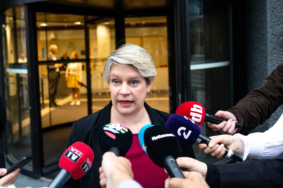 Målet er flere faste og direkte ansettelser, og dermed et tryggere arbeidsliv, skriver Marte Mjøs Persen (bildet).