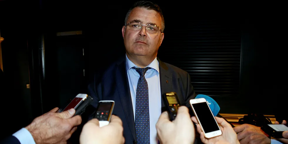 Ifølge NRK vil olje- og energiminister Kjell-Børge Freiberg få av som statsråd i løpet av dagen.