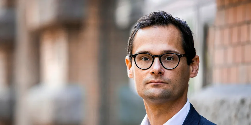 Fredrik Färber er ansatt som kommunikasjonsdirektør i Statnett.