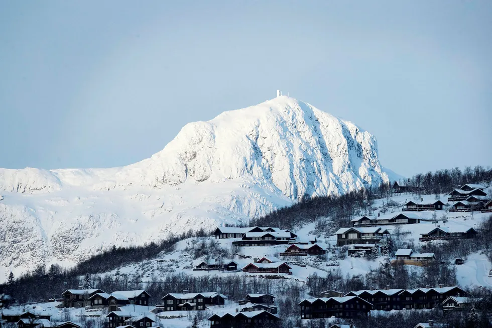 Foreløpig er det en god del mindre snø i fjellet enn normalt. Dersom situasjonen ikke endres utover vinteren, vil det presse opp strømprisene når snøen smelter. Dette bildet fra Beitostølen i Øystre Slidre ble tatt i desember 2018.