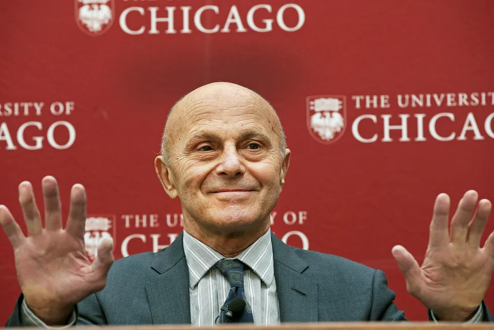 I 2013 fikk amerikanske Eugene F. Fama (f. 1939) den svenske sentralbankens pris i økonomisk vitenskap til Alfred Nobels minne. Foto: Scott Olson/AFP/NTB Scanpix