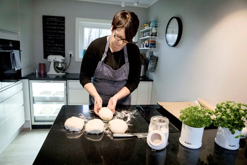 Da hun bestemte seg for å gå «all in», innredet Trine Sandberg et eget bloggkjøkken der det tidligere var en utleiehybel. Foto: Marte Christensen