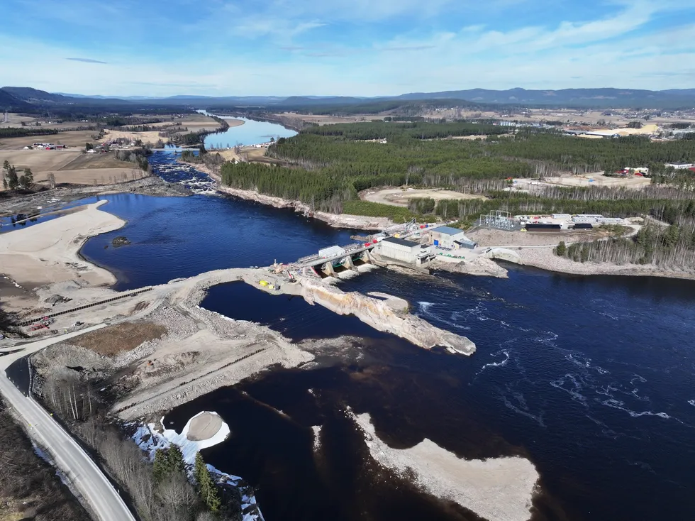 Slik så det ut ved Braskereidfoss før påsken i år.