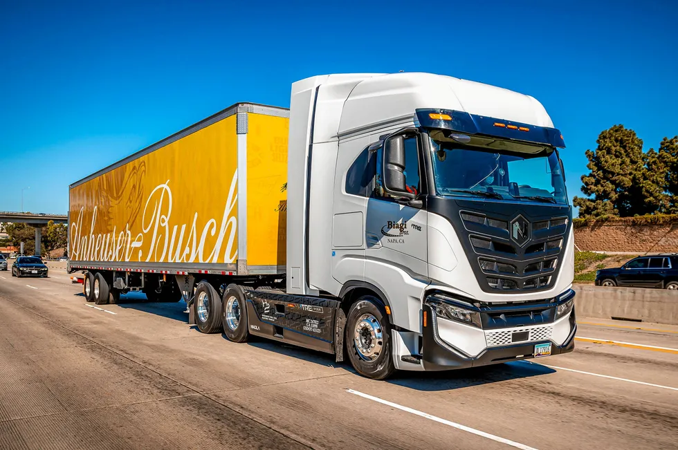A pre-series Nikola Tre FCEV truck shuttling beer to bars and retailers in Los Angeles in February.