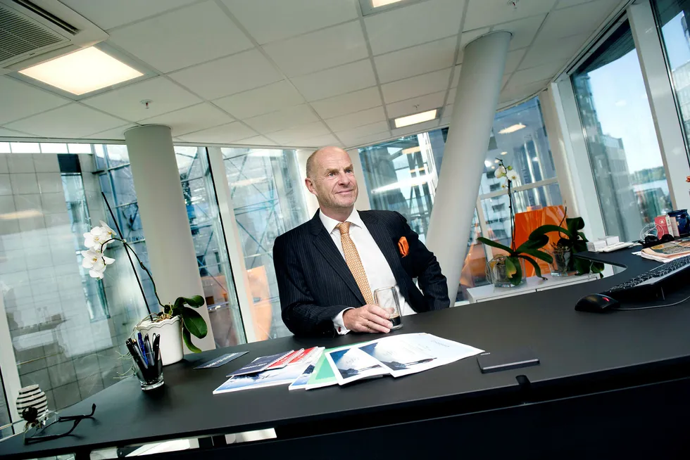 Sverre Bjerkeli, administrerende direktør i Protector Forsikring, har sammen med familien sett verdien på aksjene deres gå ned med over 100 millioner kroner.