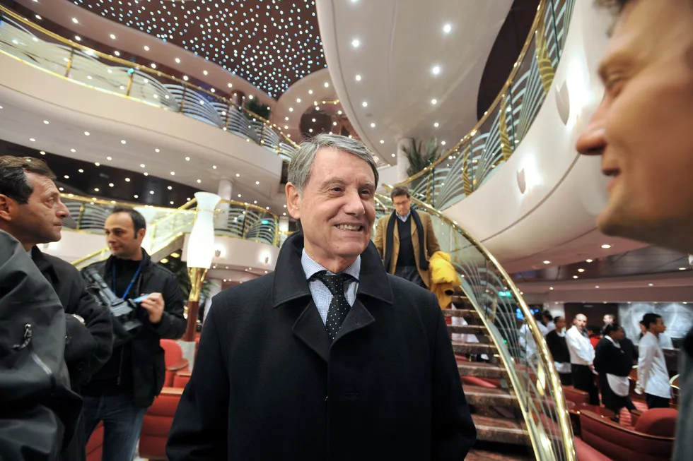 Shippinggründer Gianluigi Aponte og hans kone eier 50 prosent hver av det gigantiske rederiet Mediterranean Shipping Company. Nå kan det bli enda større.