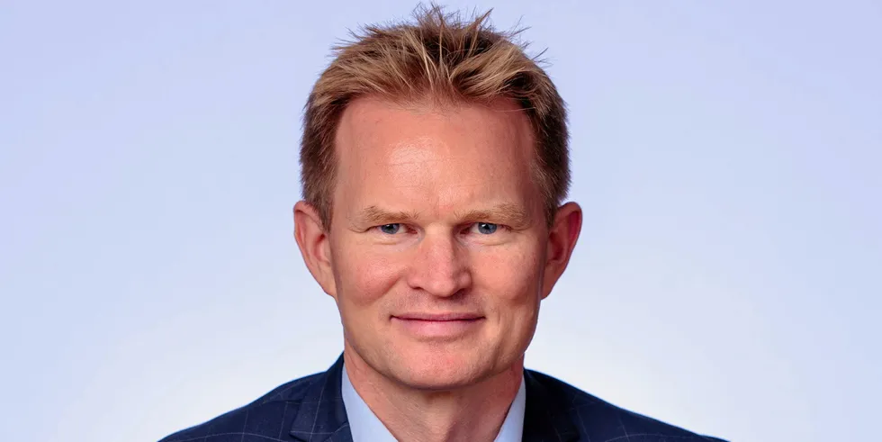 Rolf Sverre Asp, Managing Partner i Oslo Economics, har regnet seg fram til at areal- og miljøgevinsten ved kabel fra Bærum til Oslo er 1,4 milliarder kroner. Merkostnadene ved kabel framfor luftledning er langt høyere.