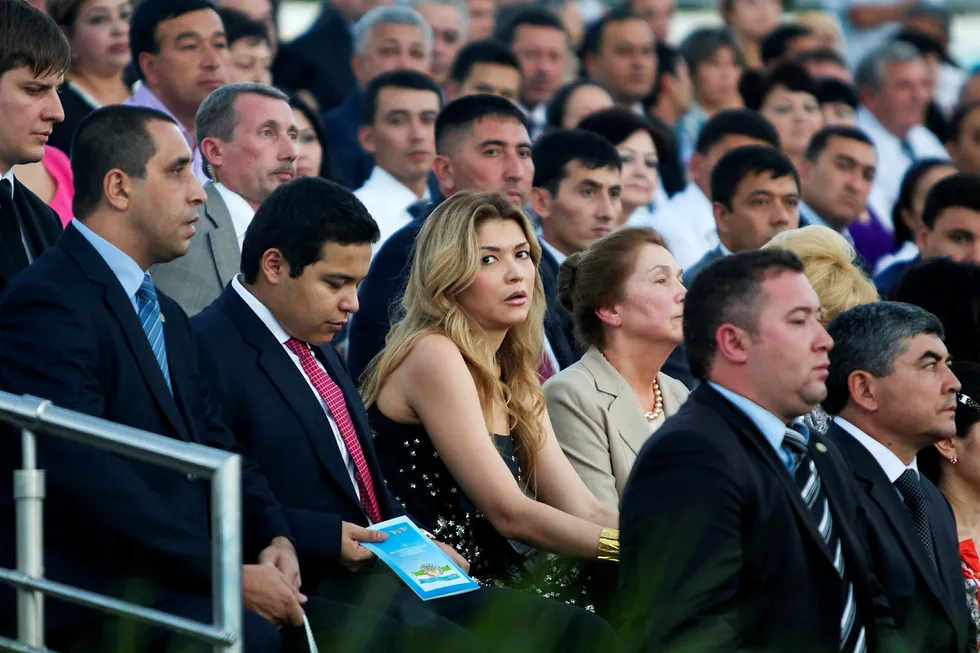 Gulnara Karimova er i varetekt, og etterforskes for blant annet bedrageri og hvitvasking av penger. Bildet er fra 2012, da hun feiret Usbekistans 21 år som selvstendig stat. Foto: Shamil Zhumatov/Reuters/NTB Scanpix