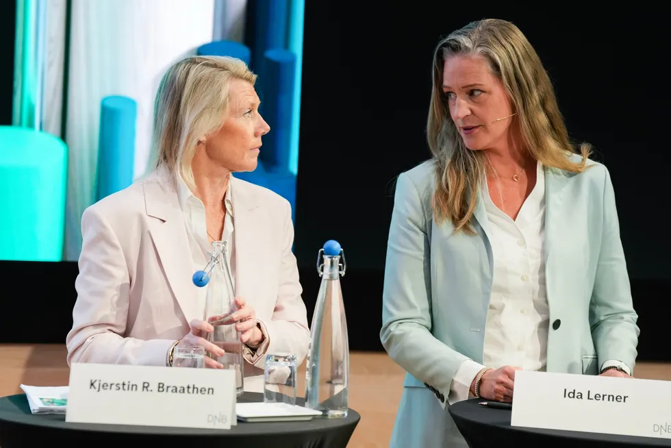 DNB-sjef Kjerstin Braathen (fra venstre) og finansdirektør Ida Lerner ser at kapitalmarkedet har bedret seg etter påske. Fortsatt er aktivitetsnivået preget av tollkrigen med USA.