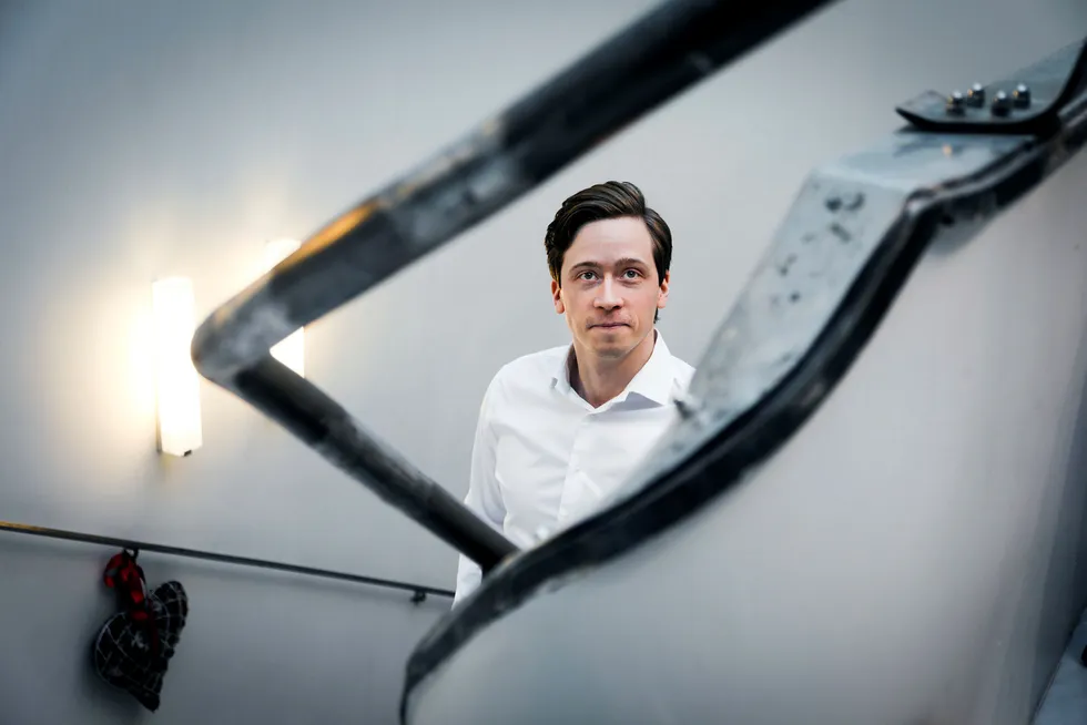 Tomas Johansson er bare 33 år men har allerede en imponerende finanskarriere. Etter å ha jobbet seks år i Cevian Capital og to år i Skagenfondene får han nå ansvar for sitt eget fond, Skagen Insight. Foto: Gunnar Lier