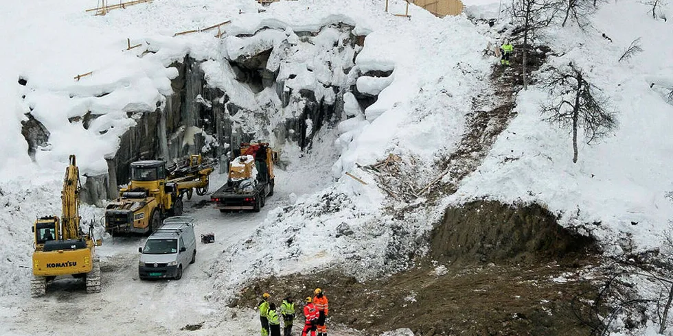 Effektkjøring Sognekraft har begynt å bygge Leikanger kraftverk, hvor tilløpstunnelen skal kunne brukes til effektkjøring.
