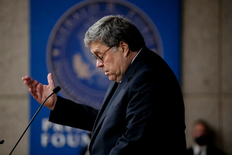 USAs justisminister William Barr kom med ramsalt kritikk mot teknologiselskaper og den amerikanske underholdningsindustrien under en tale ved Gerald R. Ford Presidential Museum and Library på torsdag.