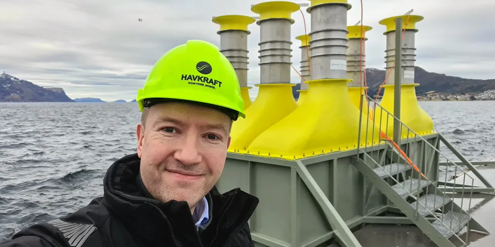 Deknepollen-selskapet Havkraft AS har begynt i det små, men satser på eksponentiell vekst fremover. Målet er verdensherredømme på havet. Geir Arne Solheim er gründer og daglig leder i det lille selskapet.