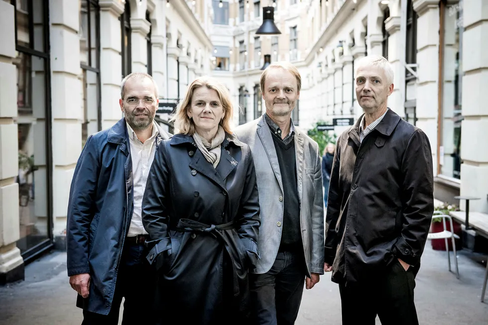 DNs rentepanel består av Ragnar Torvik (fra venstre), Hilde Bjørnland, Knut Røed og Steinar Holden. Kari Due-Andresen var ikke til stede da bildet ble tatt. Foto: Gorm K. Gaare