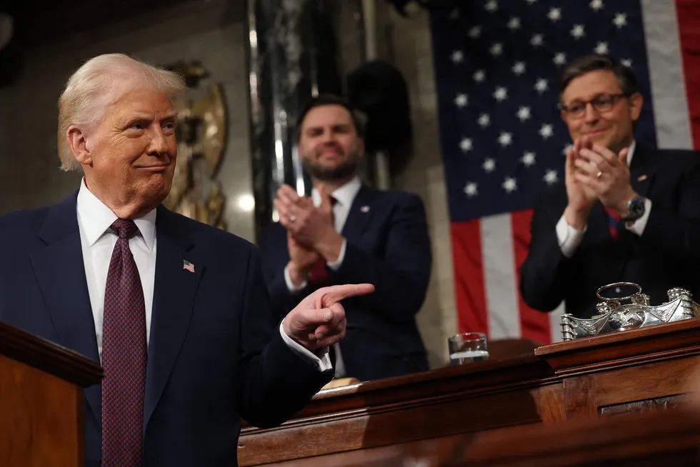 President Donald Trump talte til kongressen 4. mars om hva han har fått utrettet de første ukene av sitt presidentskap. USAs økte tollsatser er noe som har skapt uro i markedene.