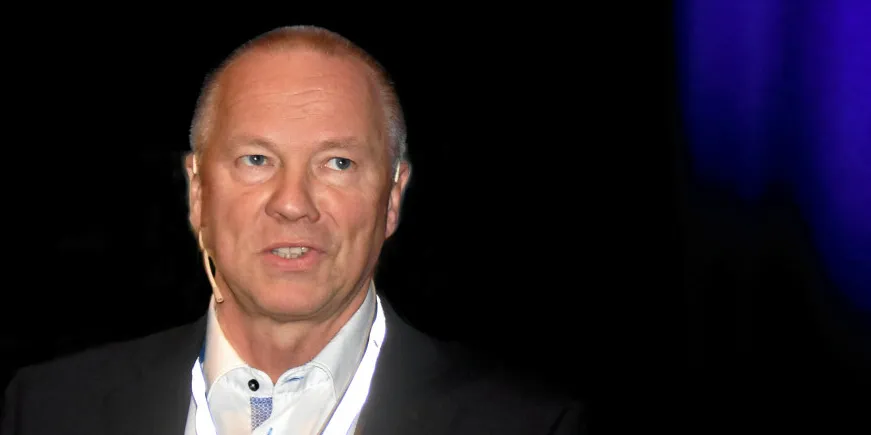 – Frem til denne sommeren var det ofte slik at prisene knakk sammen i helg i Tyskland, og dro med seg Sør-Norge i helgen. Nå er det nesten et daglig fenomen, sier kraftmarkedsekspert Olav Botnen i Volt Power Analytics til Europower.